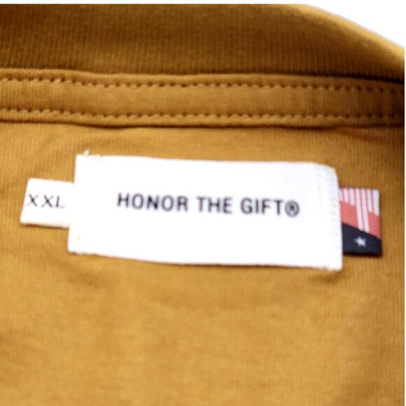 Honor the Gift Men's Mascot Pocket Relaxed Oversized Box Fit - Picture 11 of 13